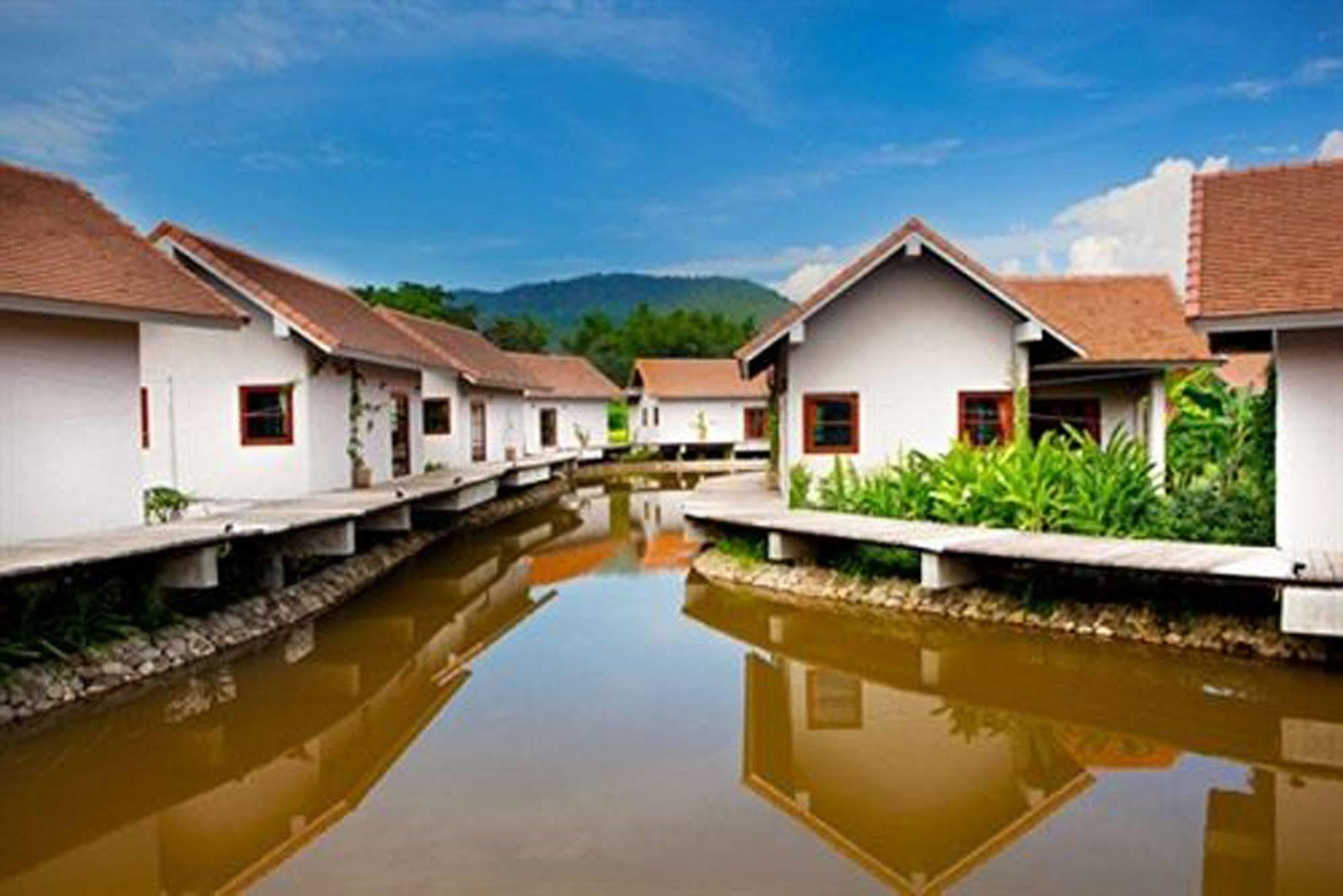 Chiangmai Royal Creek Hotel Hang Dong Exteriör bild